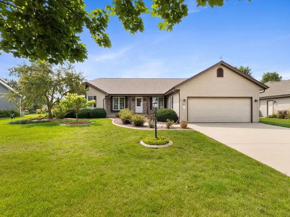 6871 S Dory DRIVE, Franklin, WI 53132