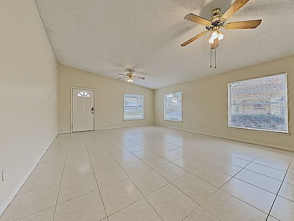 3rd image of 1034 Shoreview Dr