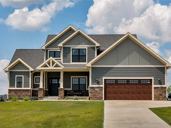 1795 Millstream Ct, Winterset, IA 50273