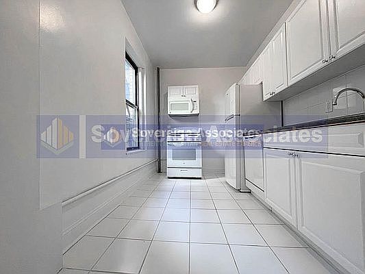 4th image of 106 Fort Washington Ave APT 3K