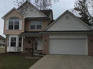 6309 Hubbard St #14, Garden City, MI 48135