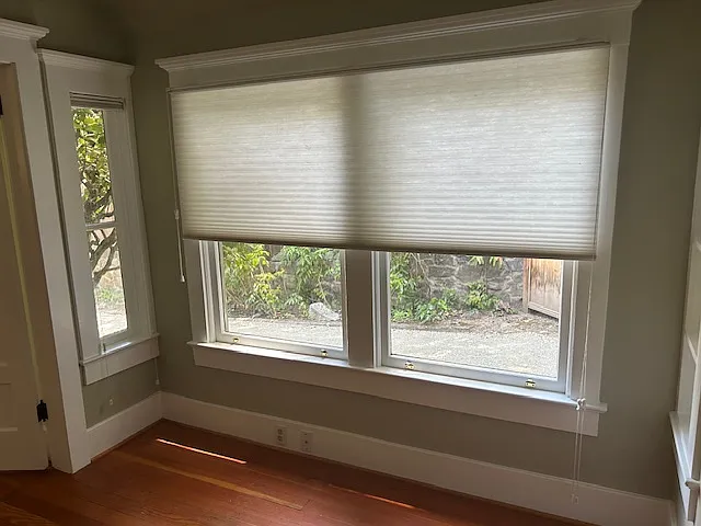 372 Iowa St — Photo 23