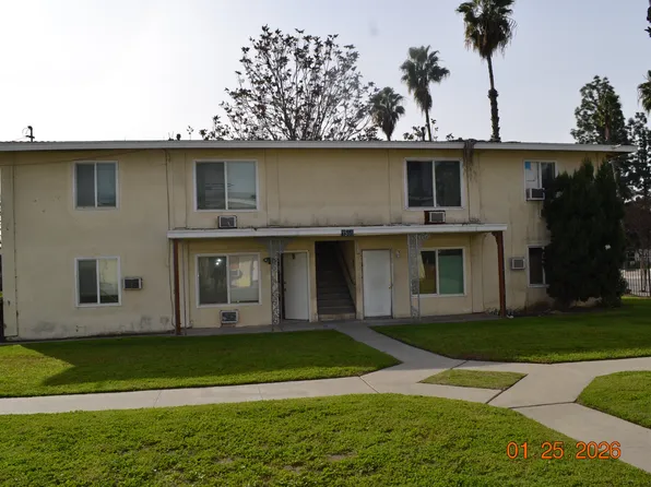 1566 S Garey Ave, Pomona, CA 91766