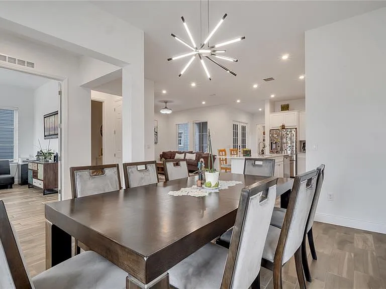 2069 Celebration Blvd — Photo 10