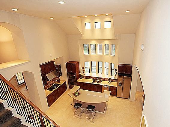 5th image of 9017 Wiggins Dr