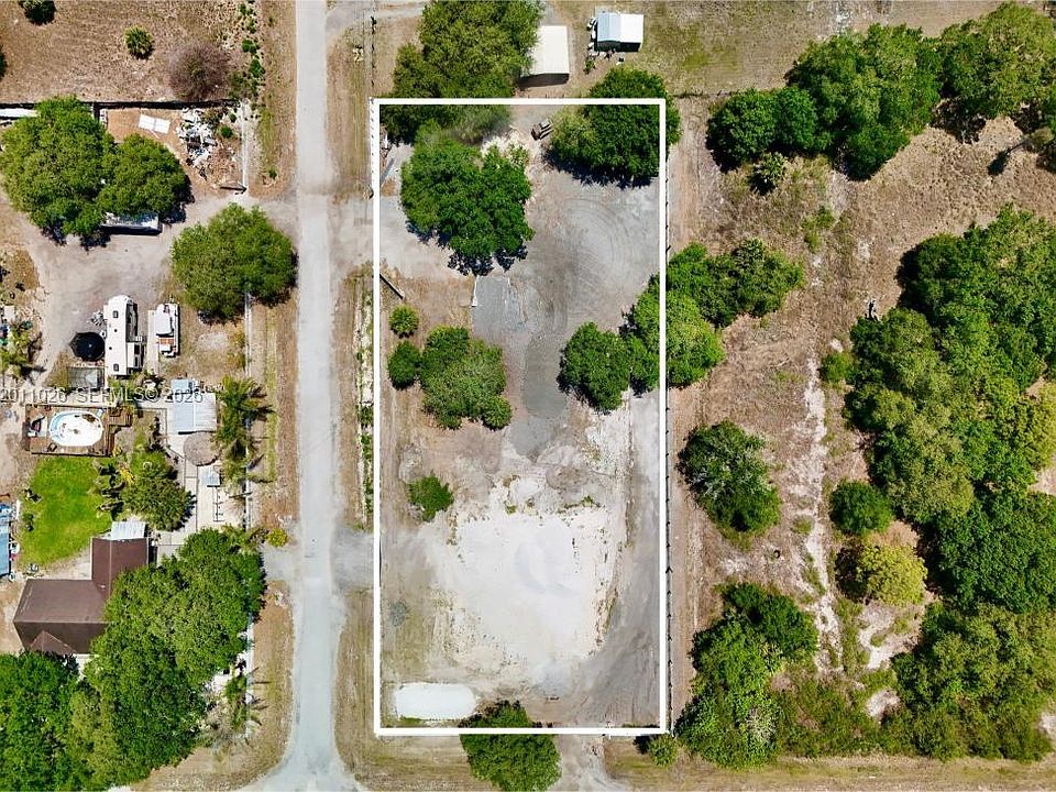 1st image of 242 Bald Cypress Ave