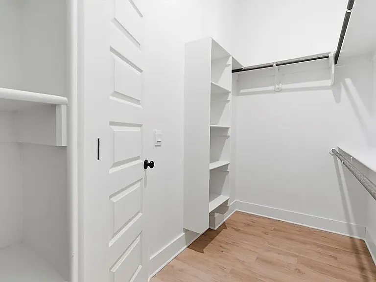 2311 Longfellow Dr — Photo 22