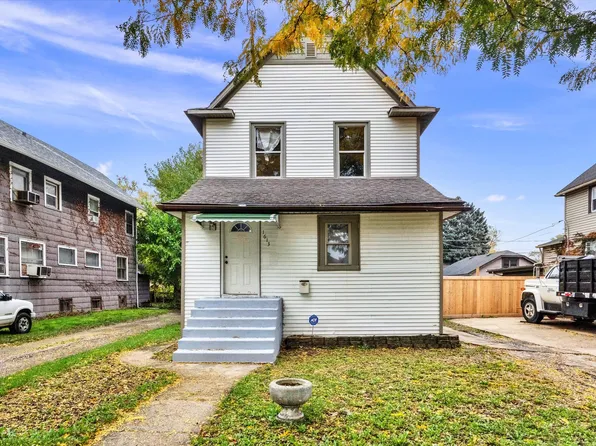 1613 S 8th Ave, Maywood, IL 60153