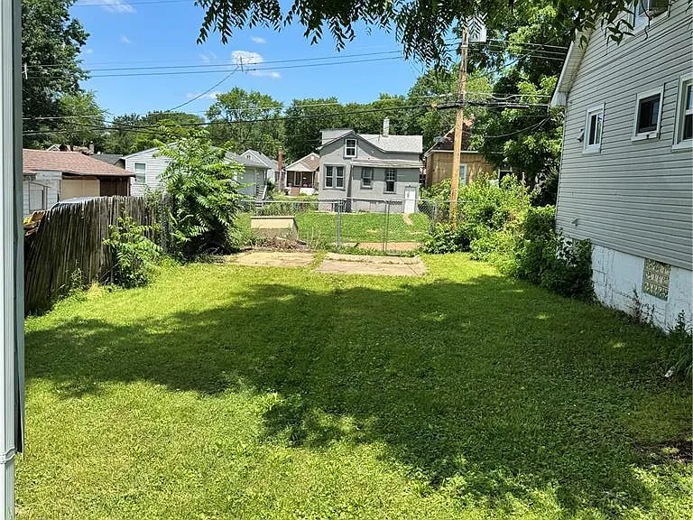 6543 Etzel Ave — Photo 7