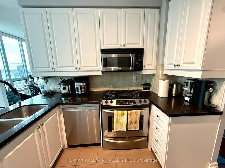16 Yonge St #3803 — Photo 16