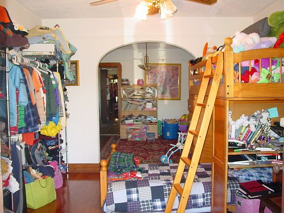 4th image of 5222 Orleans Ave
