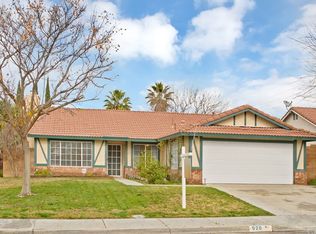 920 Courtney St, Hemet, CA 92543
