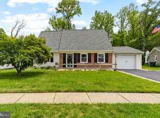 34 Meribrook Cir, Willingboro, NJ 08046