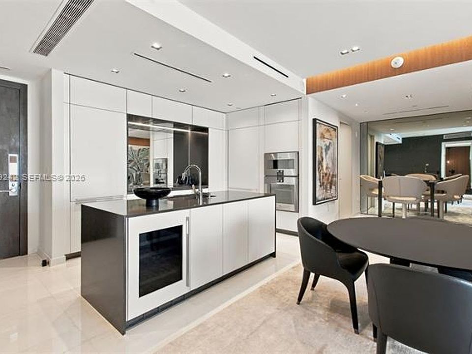 1st image of 300 Biscayne Blvd #5105W