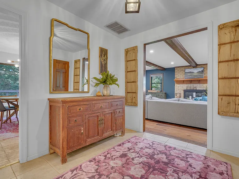 Entryway/Foyer