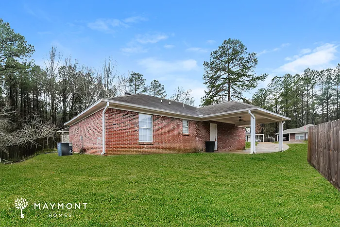 1556 Chelsea Ln — Photo 12