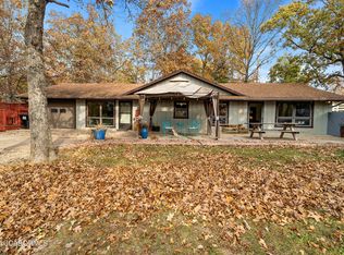 3923 Route Nn, Centertown, MO 65023