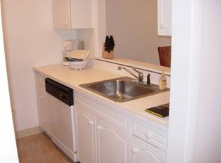55 Oxford Dr, Norwich, CT 06360