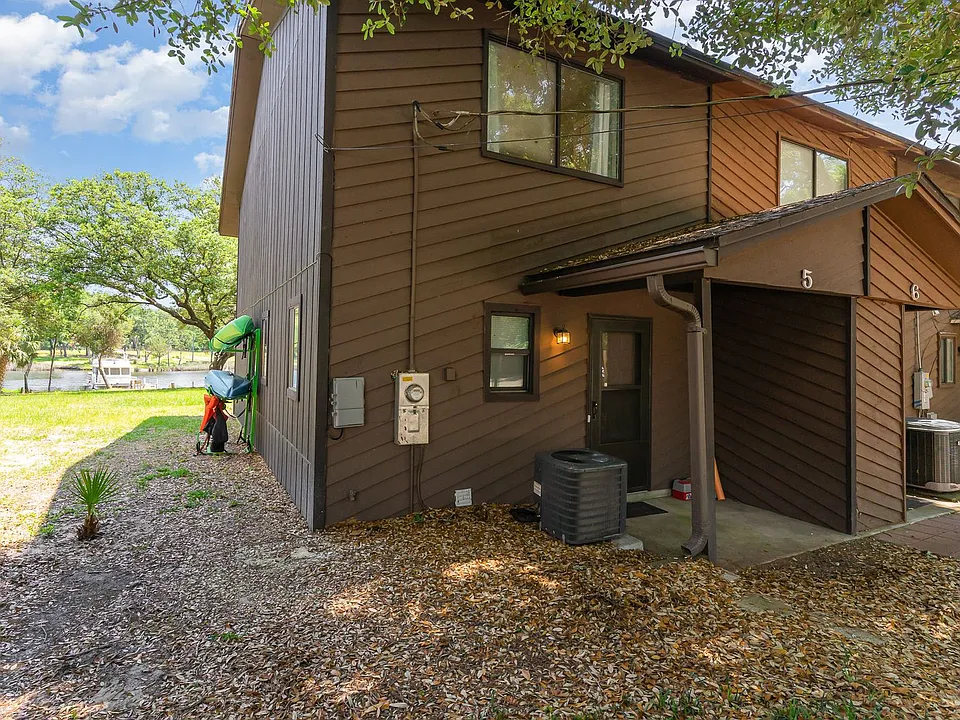 2028 Americus Ave #5