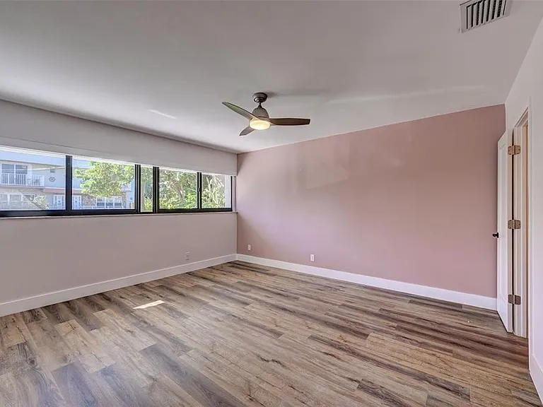321 Jackson St #5 — Photo 22