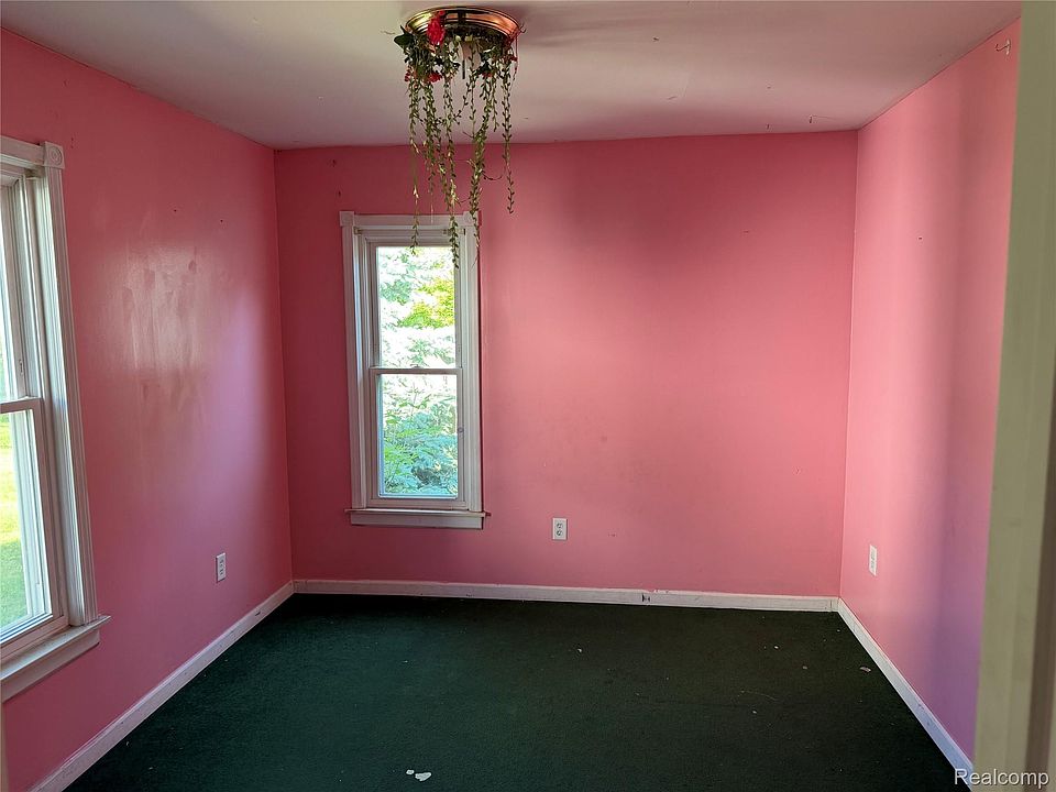 909 Pine St, photo 11