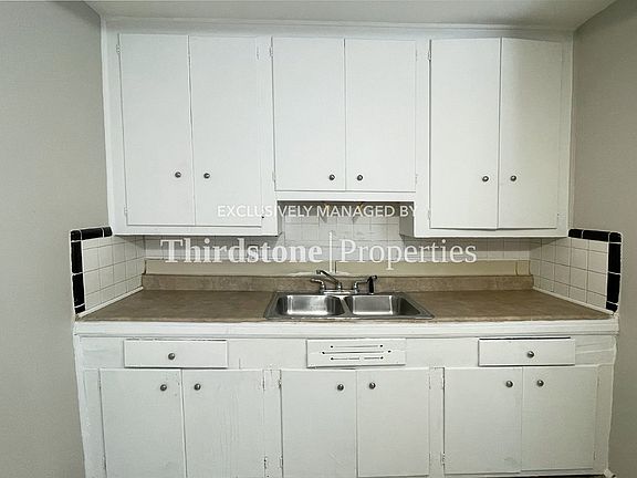 2nd image of 316 E 19th St #B