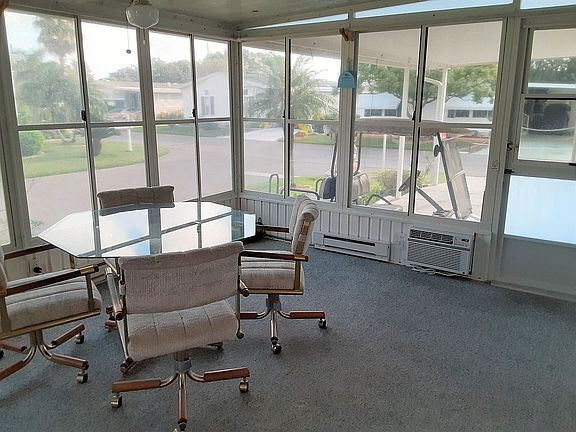 3rd image of 2611 Lake Haven Dr