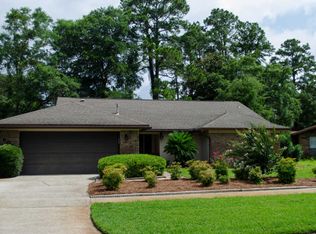 605 Pine Cone Cv, Niceville, FL 32578