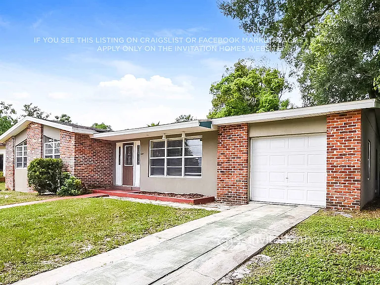 1324 W Hartley Cir — Photo 3