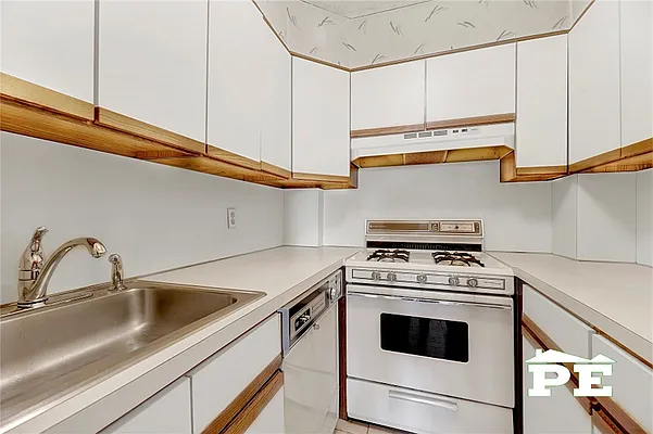 Sold by Pride Estates | media 11