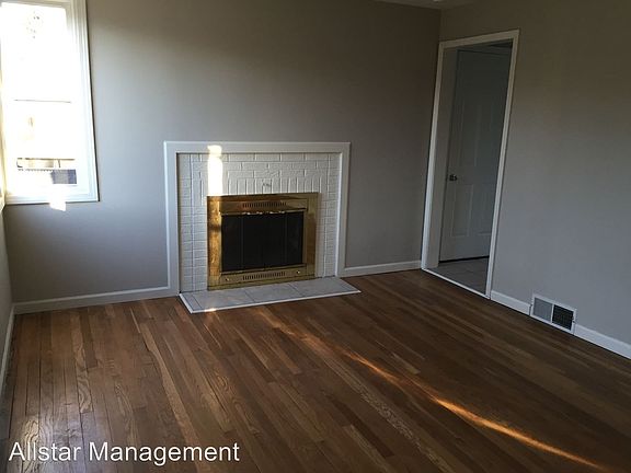 2nd image of 44 Zeller Ct