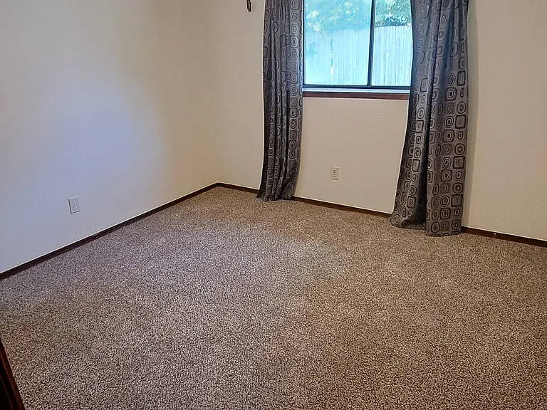 8702 N 123rd Ave E — Photo 21