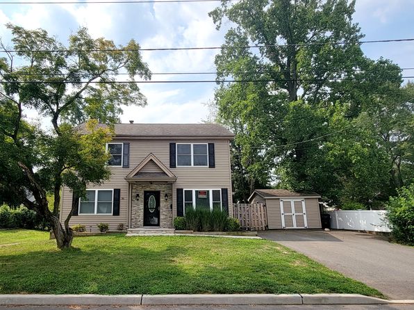 31 Northfield Ave