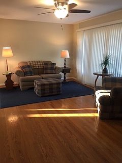 3rd image of 9728 Mason Ave