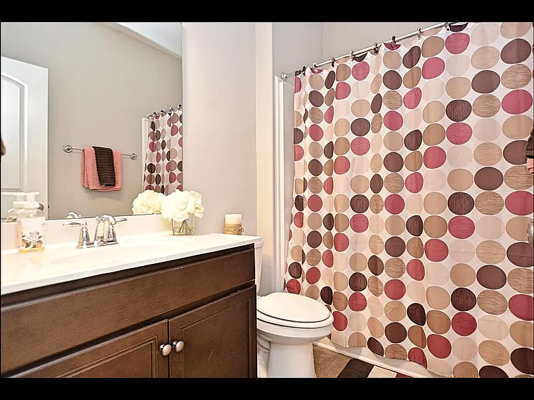 605 Summerdawn Pl — Photo 8