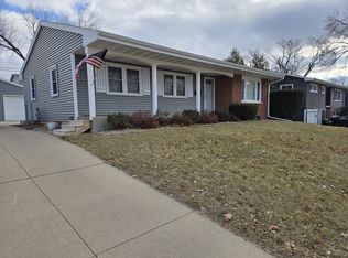 2125 26th St, Marion, IA 52302