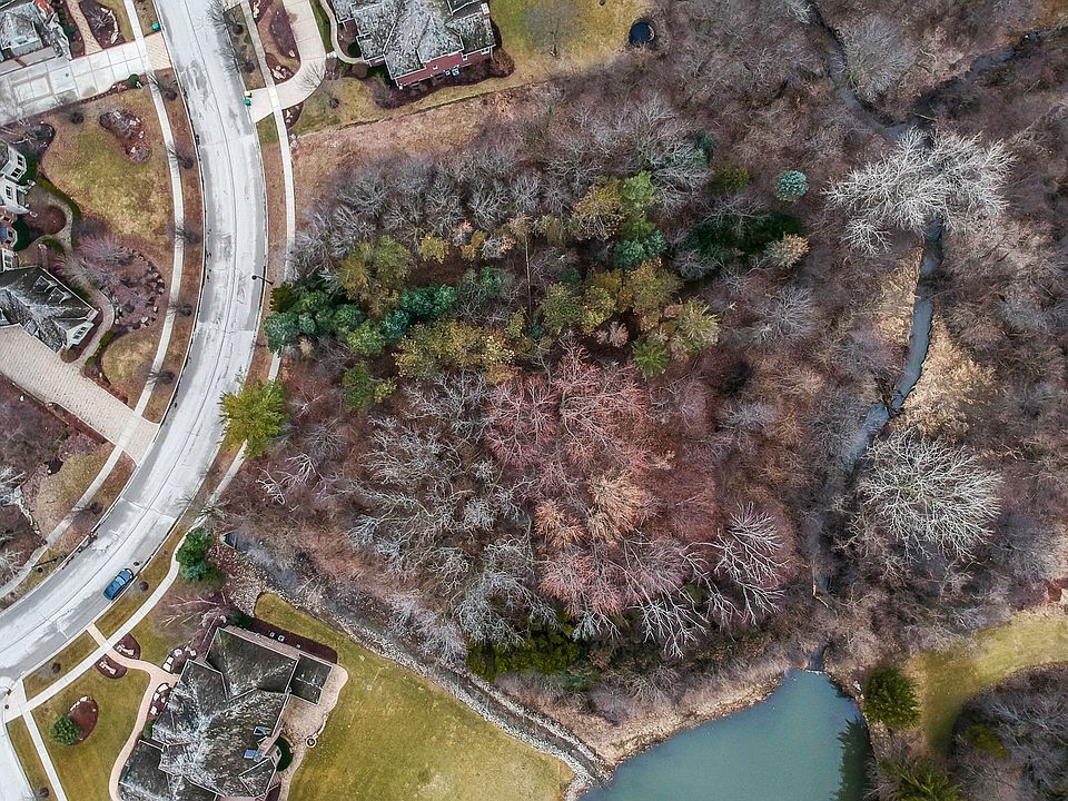 1st image of 24956 Old Oak Ln