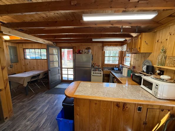 111 Towle Farm Rd #A, East Wakefield, NH 03830