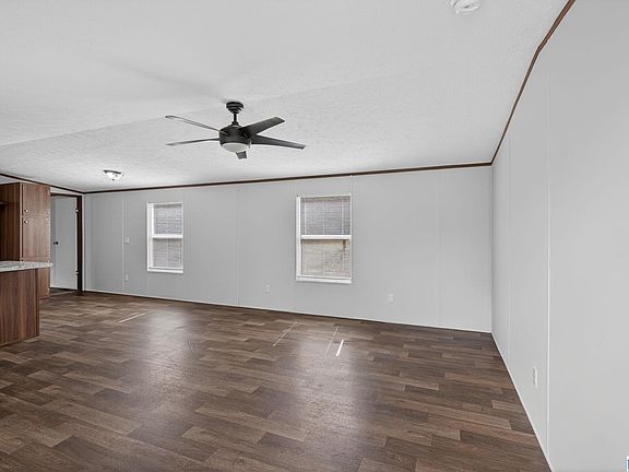 3rd image of 1090 Possum Trot Rd