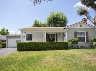 2264 Queensberry Rd, Pasadena, CA 91104