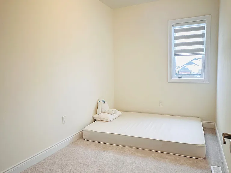 255 Tennant Cir — Photo 31