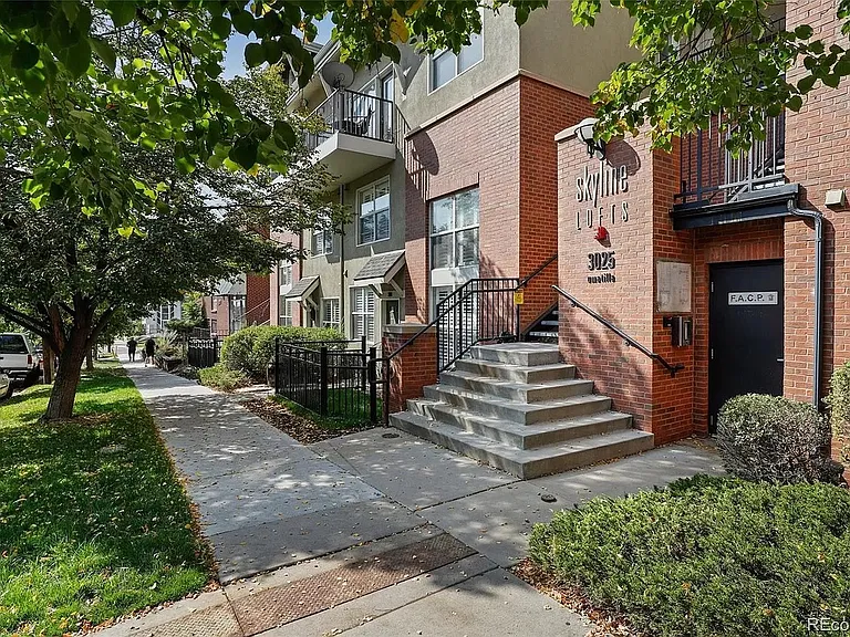 3025 Umatilla St #102 — Photo 35