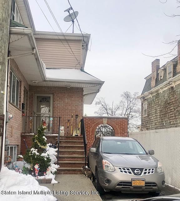 1st image of 32 Kirkland Ct