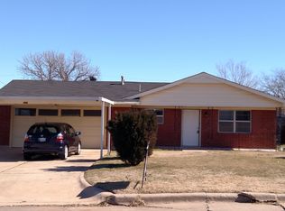 2327 NW Austin Dr, Lawton, OK 73505