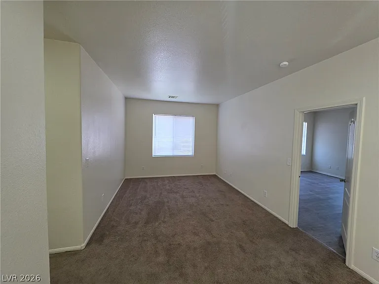 731 Emerald Idol Pl — Photo 18