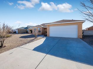 61 Rosa Ave, Los Lunas, NM 87031