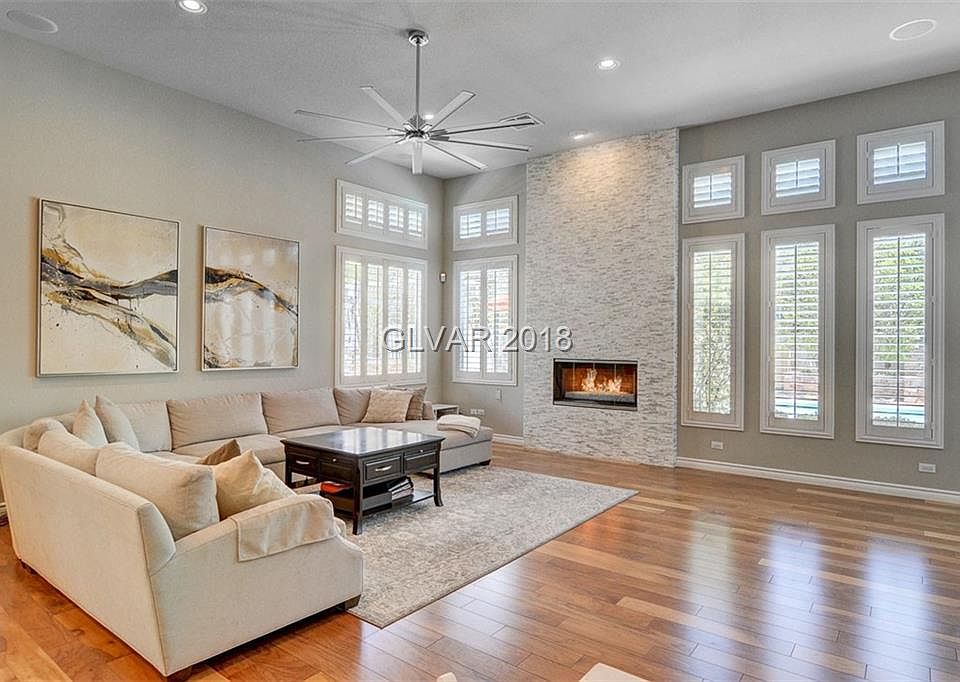 1st image of 304 Bayswater Ct