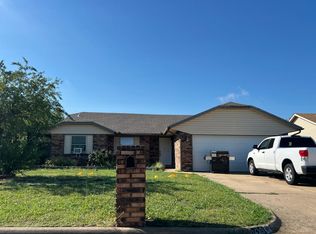 100 Corona Dr, Oklahoma City, OK 73149