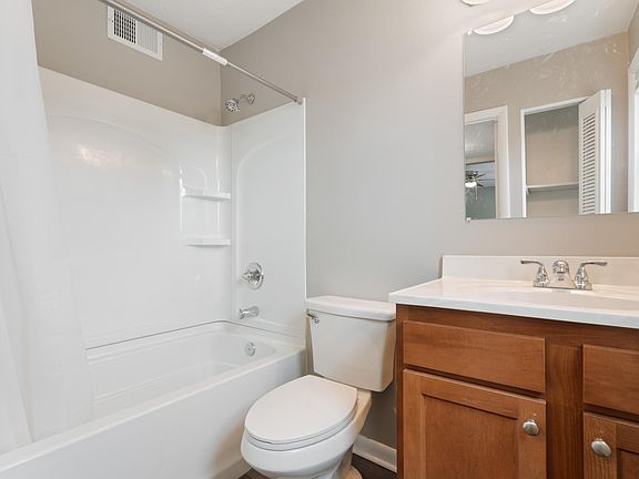 3rd image of 1632 Greentree Blvd #56f88daf2