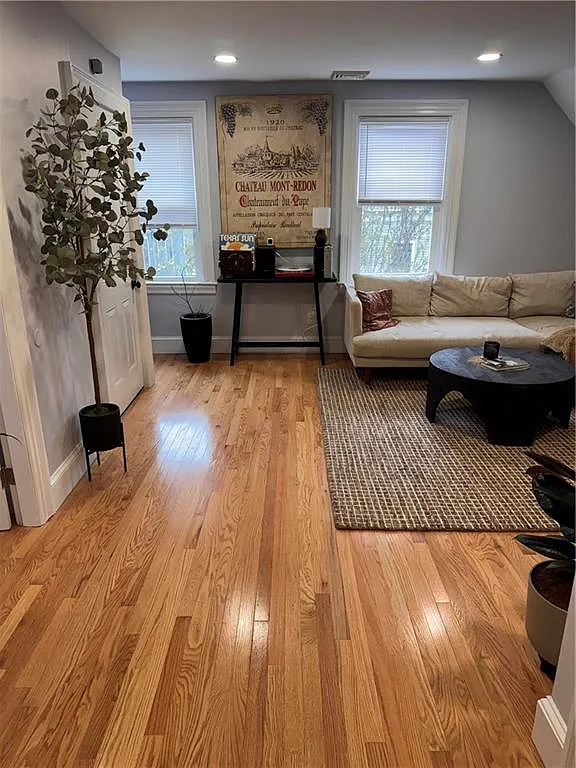Building Photo - 93 Chapin Ave #3
